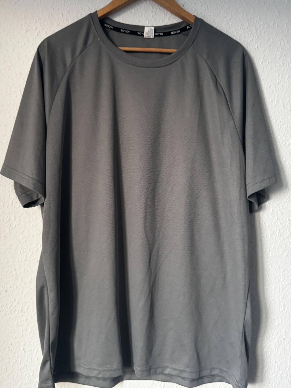 BOYZN Men's Activewear Performance T-Shirt - Charcoal Grey gallery