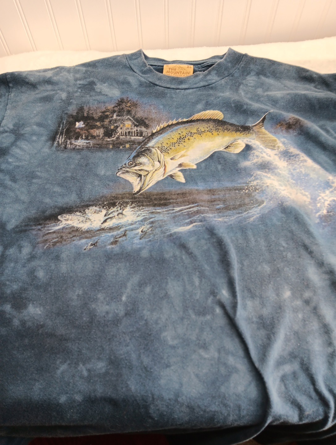 Vintage The Mountain Largemouth Bass Fish T-Shirt Mens XL Nature Outdoor Fishing gallery