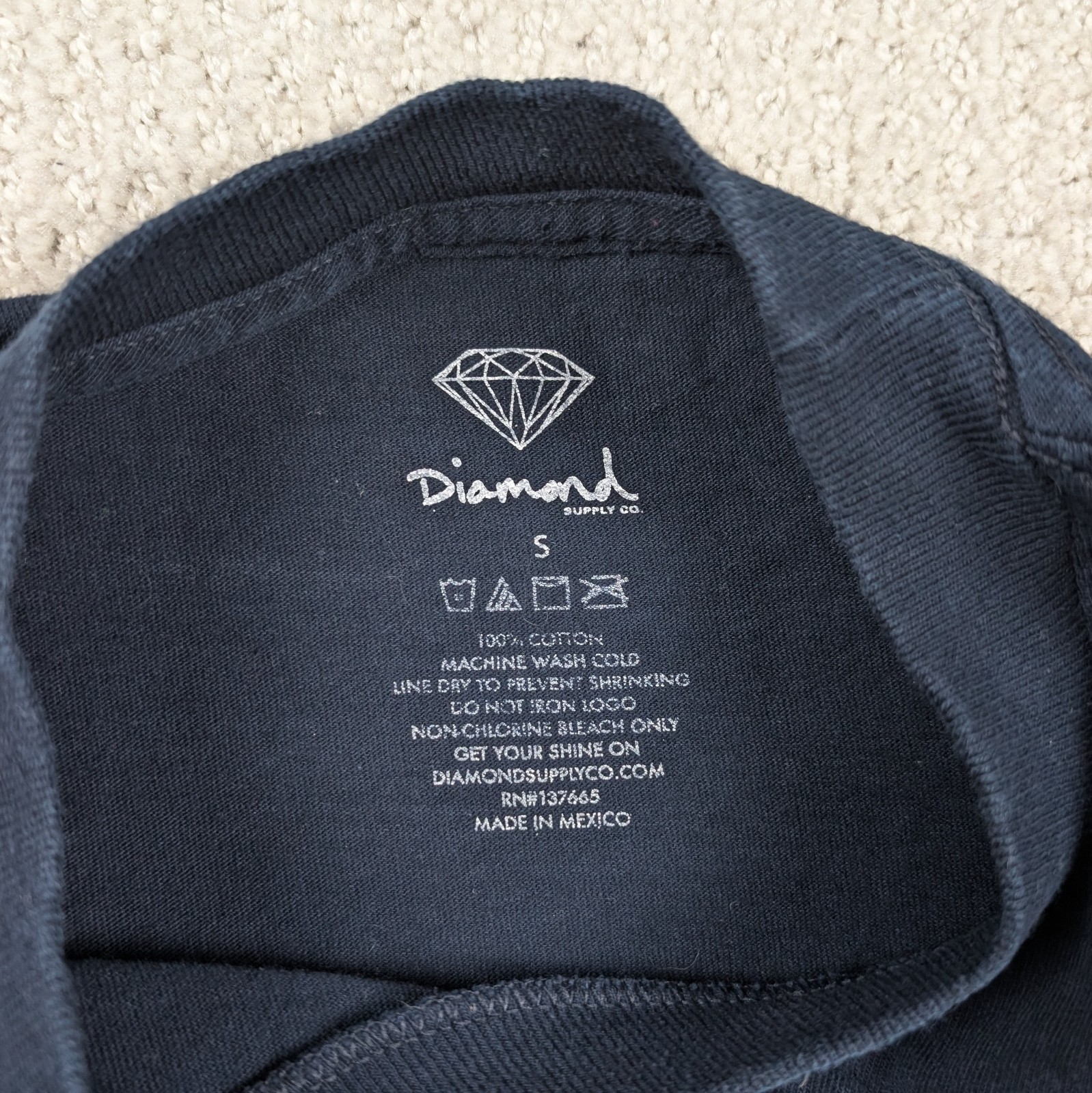 Y2K Diamond Supply Co. Koi Fish Shirt Men's Small Black Japan Skate Streetwear gallery