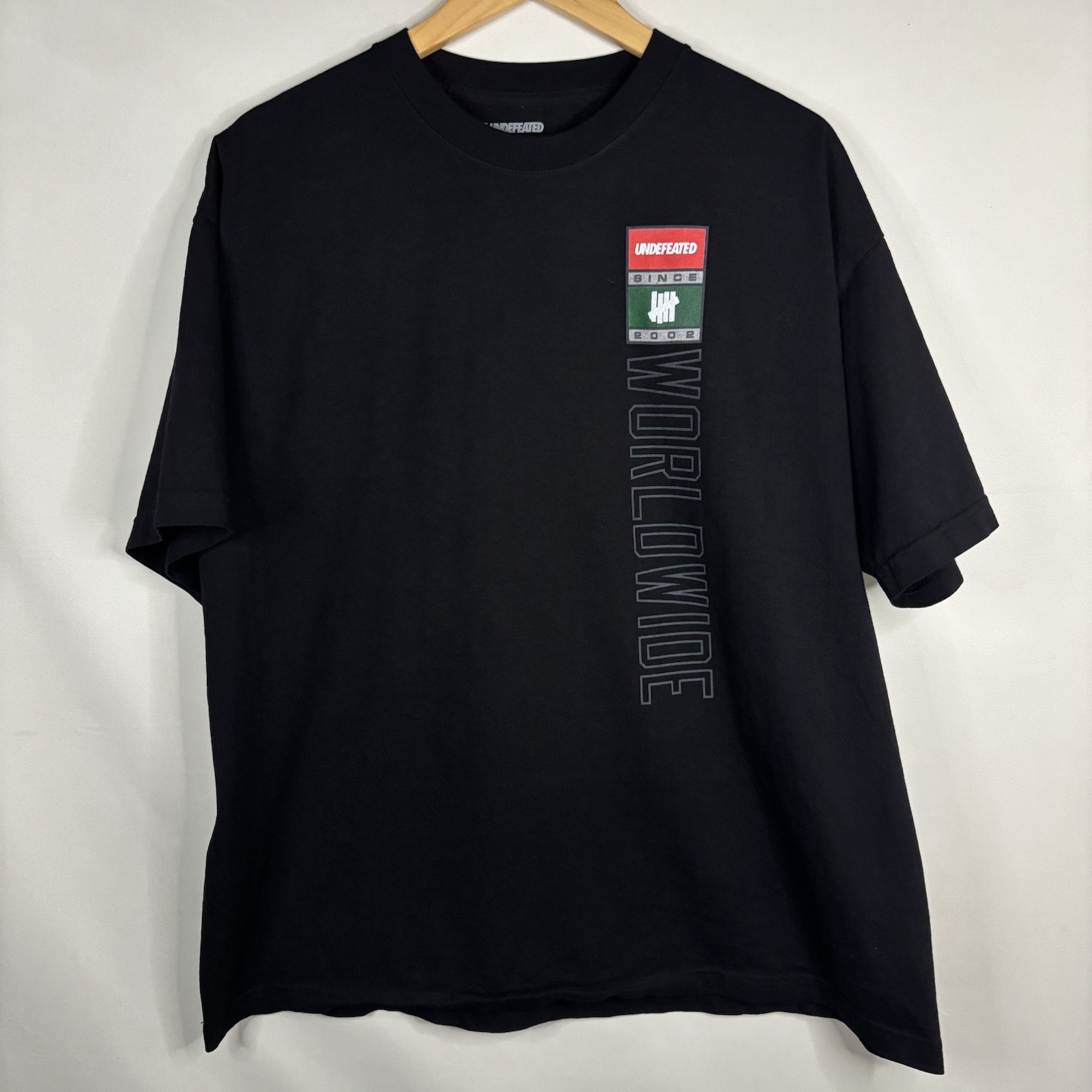 RARE 2017 Undefeated Worldwide Shirt Nike Air Max 97 Sneaker Release Tee Sz XL gallery