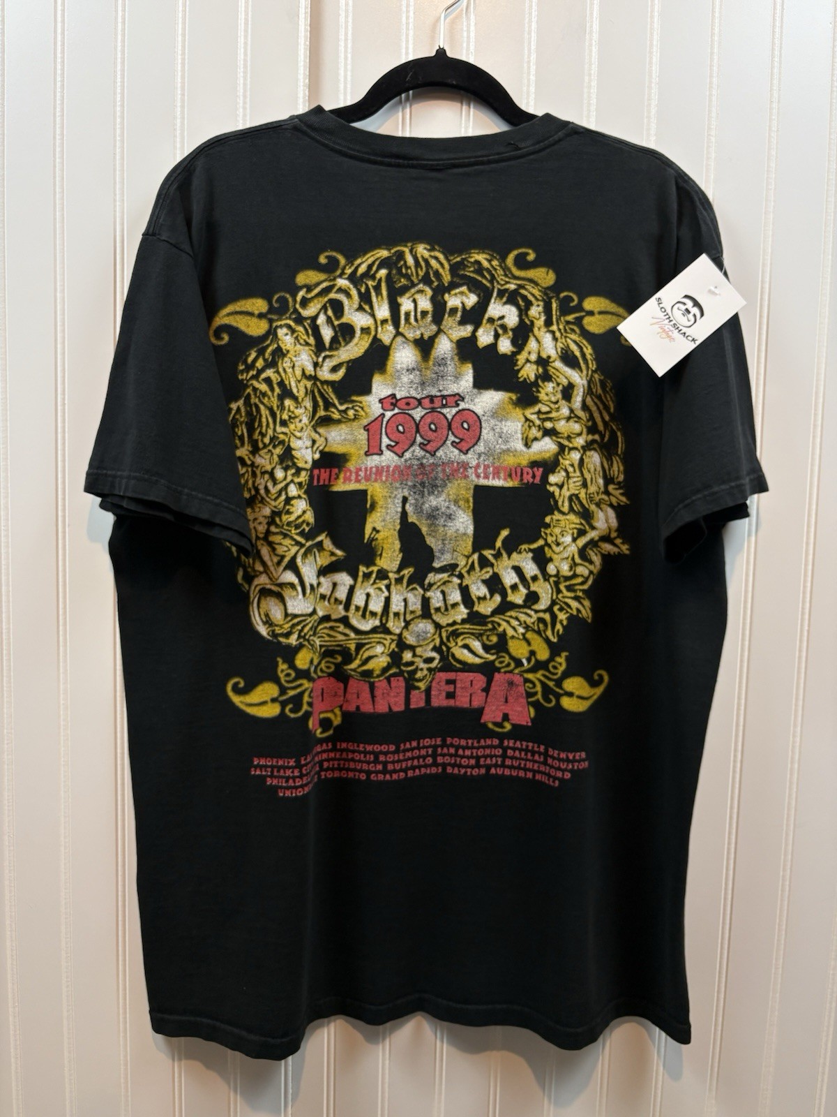 Vintage 1990s Black Sabbath Tour T-shirt Size XL Black Reunion 1999 Tour Pantera gallery