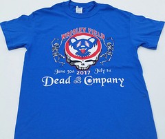 Dead and Company 2017 Wrigley Field Concert T Shirt Grateful Dead Chicago Cubs