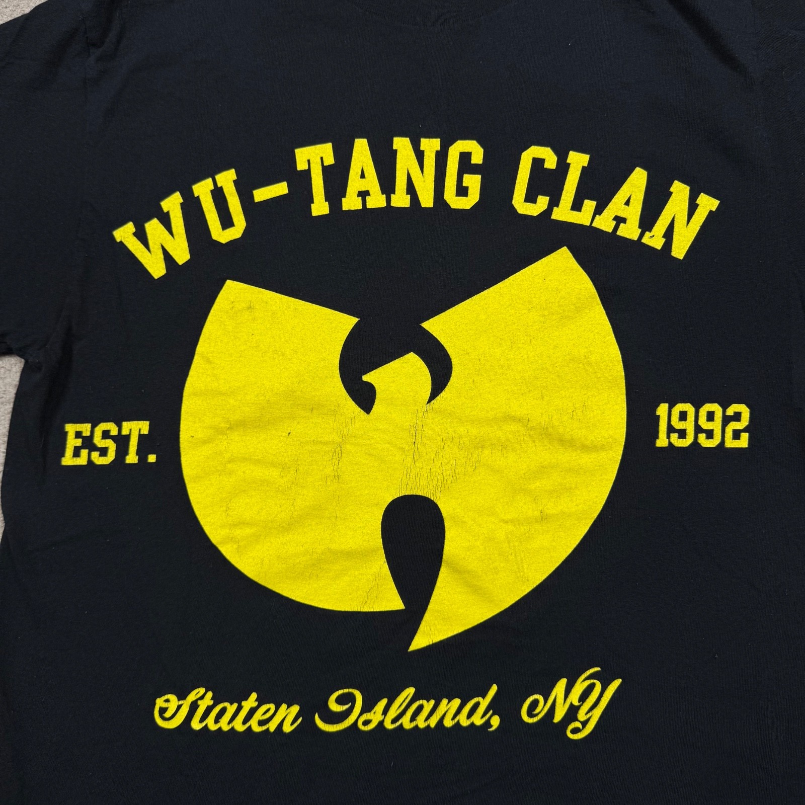 Wu-tang Clan Shirt Men's Size M Black Short Sleeve Crewneck Graphic Rap Tee gallery