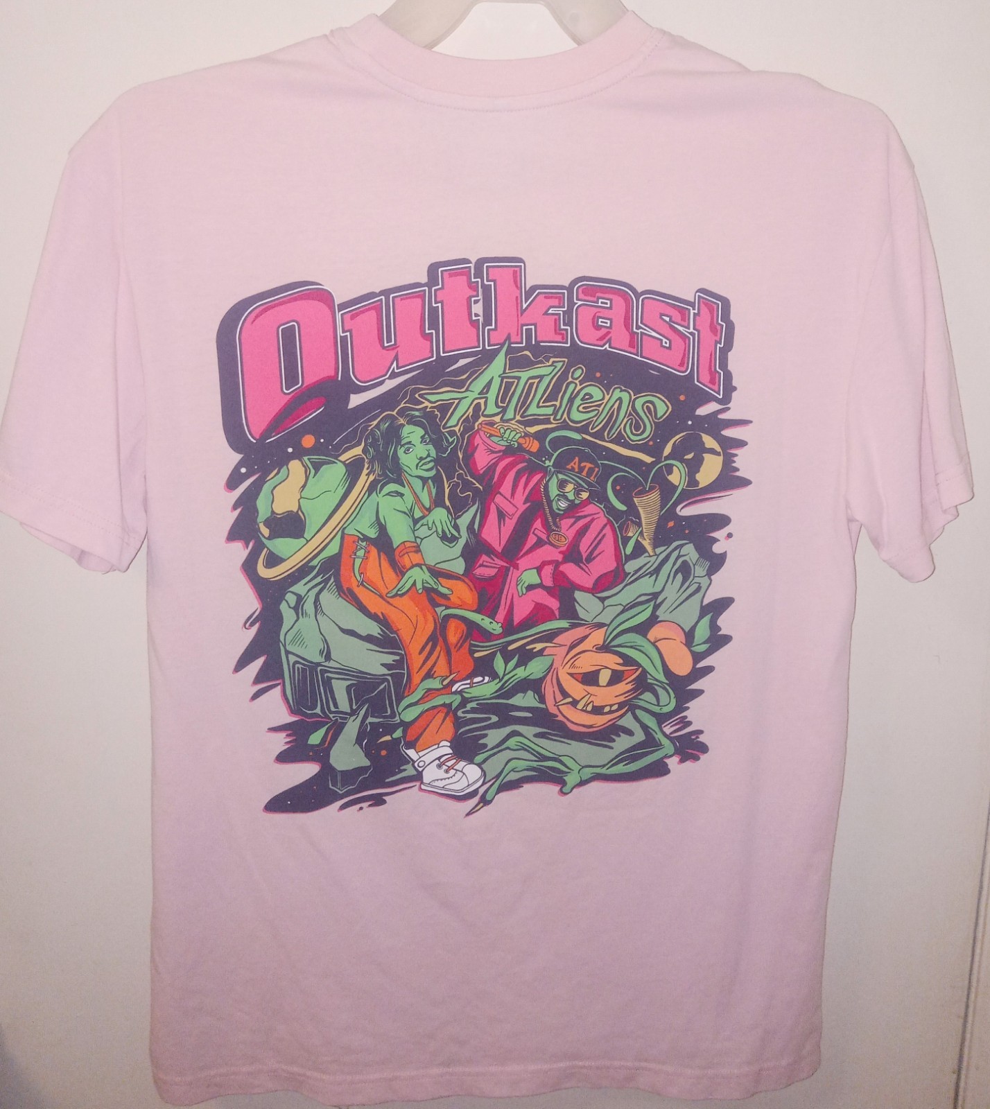Vintage Outkast ATLiens Hip Hop/Rap T-Shirt Size S (34/36) gallery