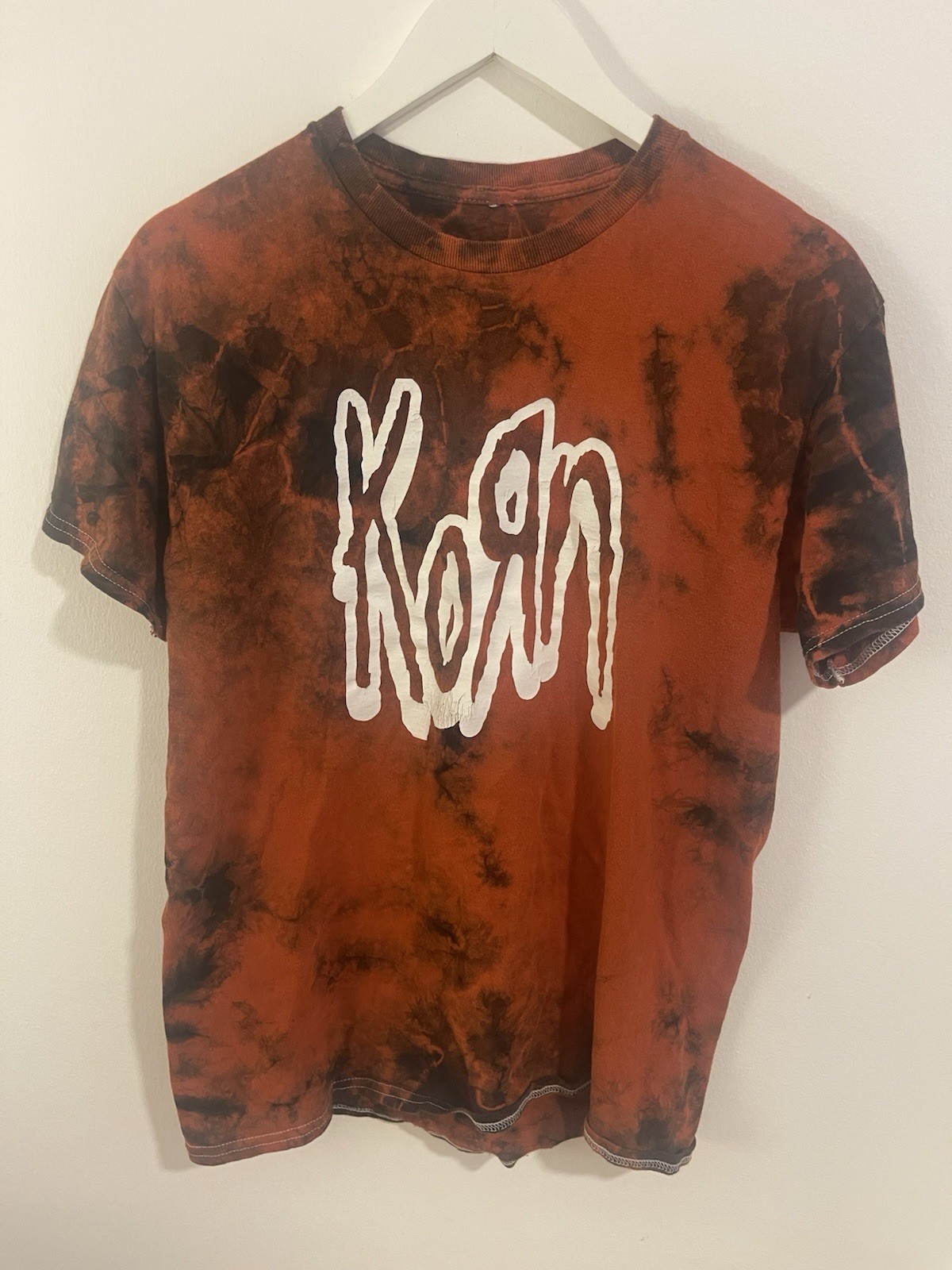Korn Men’s Tie-Dye Logo Crew Neck Short Sleeve T-Shirt Orange/Black M