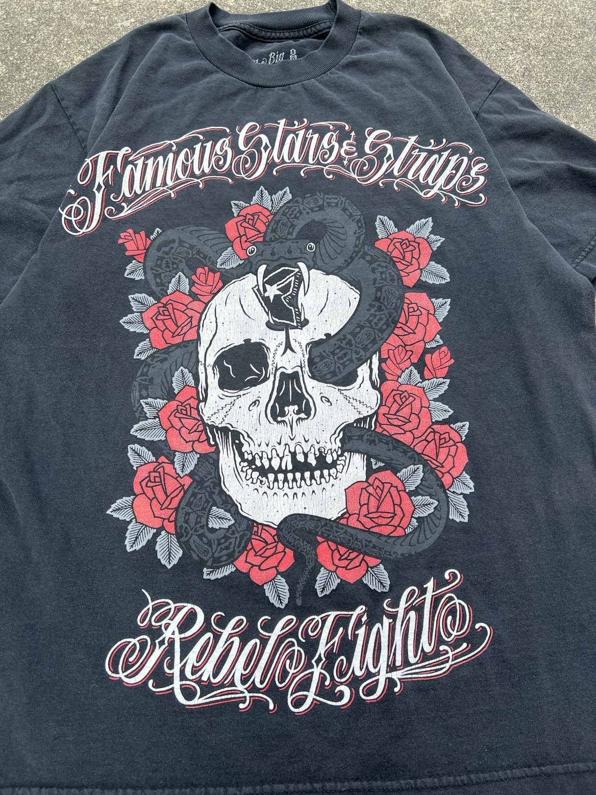 Vintage Y2K 2000s Famous Stars & Straps X Rebel Eight Skull T Shirt Black Size M gallery
