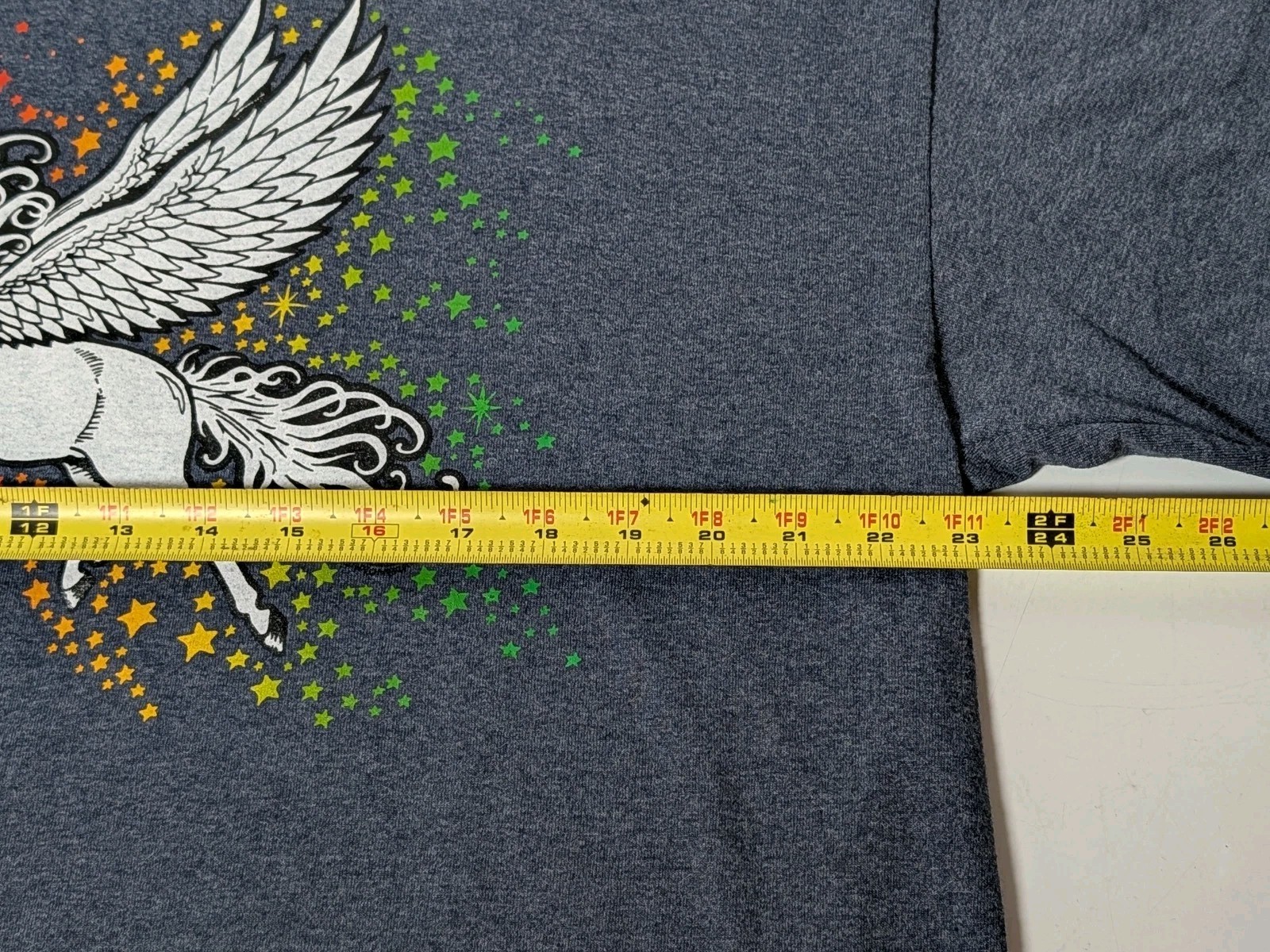 Men's XL Gildan Unicorn w/ Wings Sparkle Gray Short Sleeve Cotton Blend T-Shirt gallery