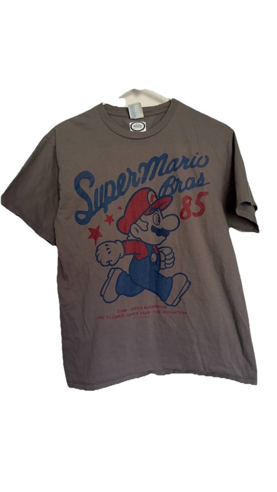 Nintendo Official Super Mario Bros Mario Gray Graphic Logo Crew Neck T-Shirt M