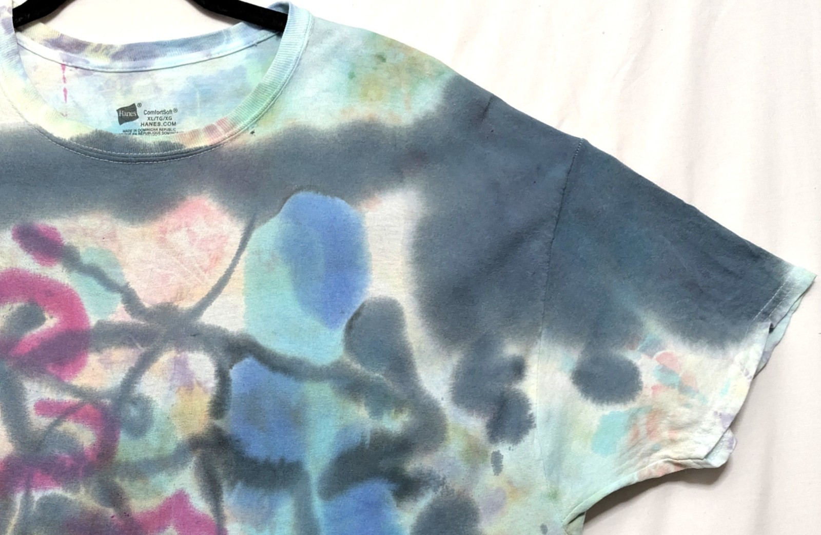 Handmade Tie Dye New York Street Art Abstract Design XL Tee Shirt 22" W X 30" L gallery
