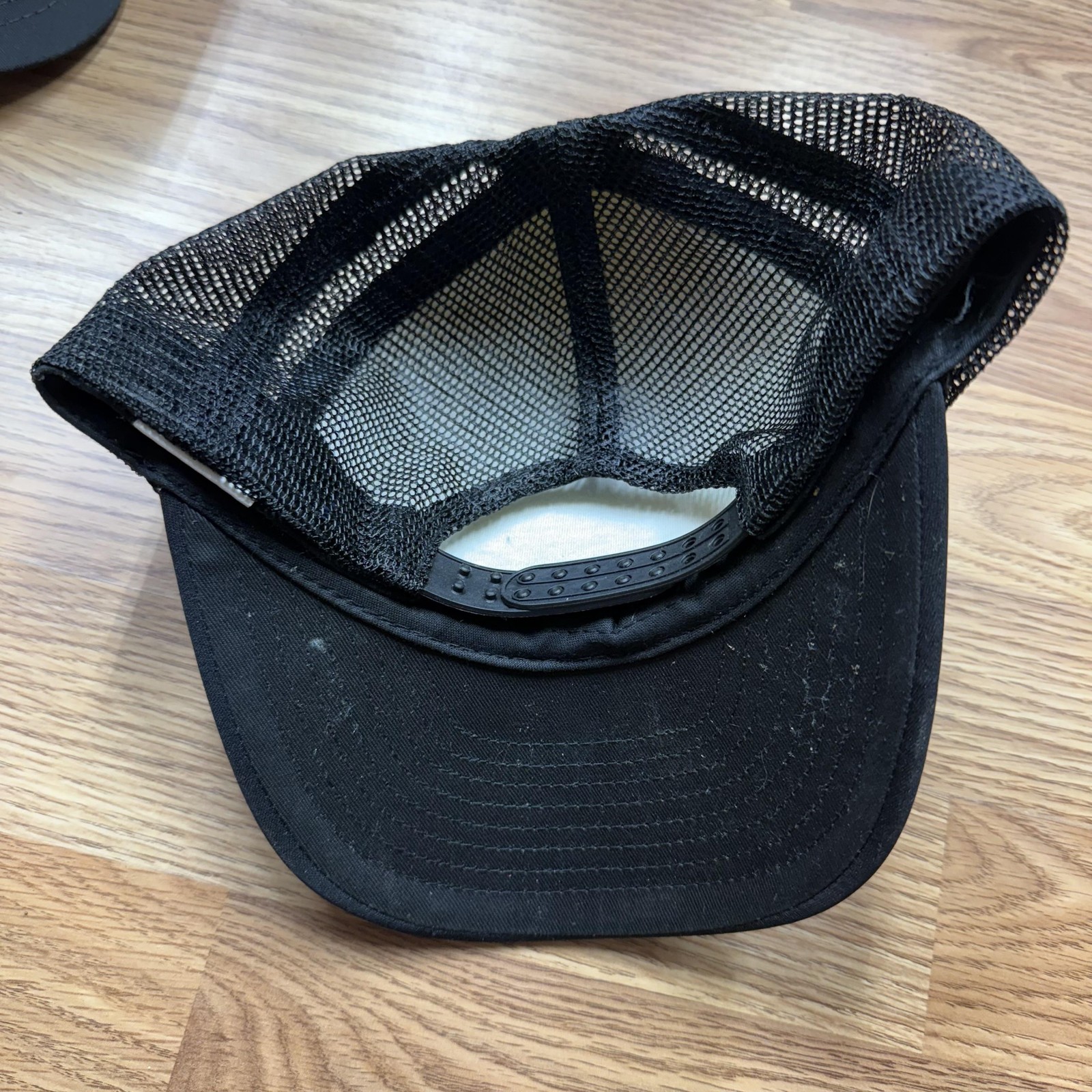 John Deere Hat Cap Snap Back Trucker Mens Black White Farm Equipment Tractor gallery