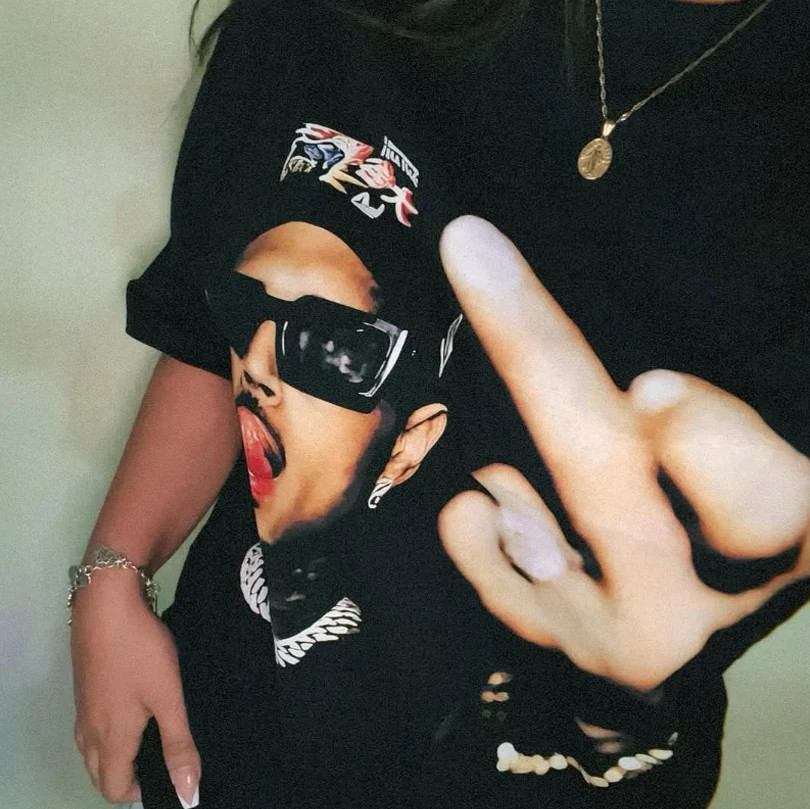 Chris Brown Finger Vintage Boxy Shirt oversized streetwear y2k breezy bowl gallery