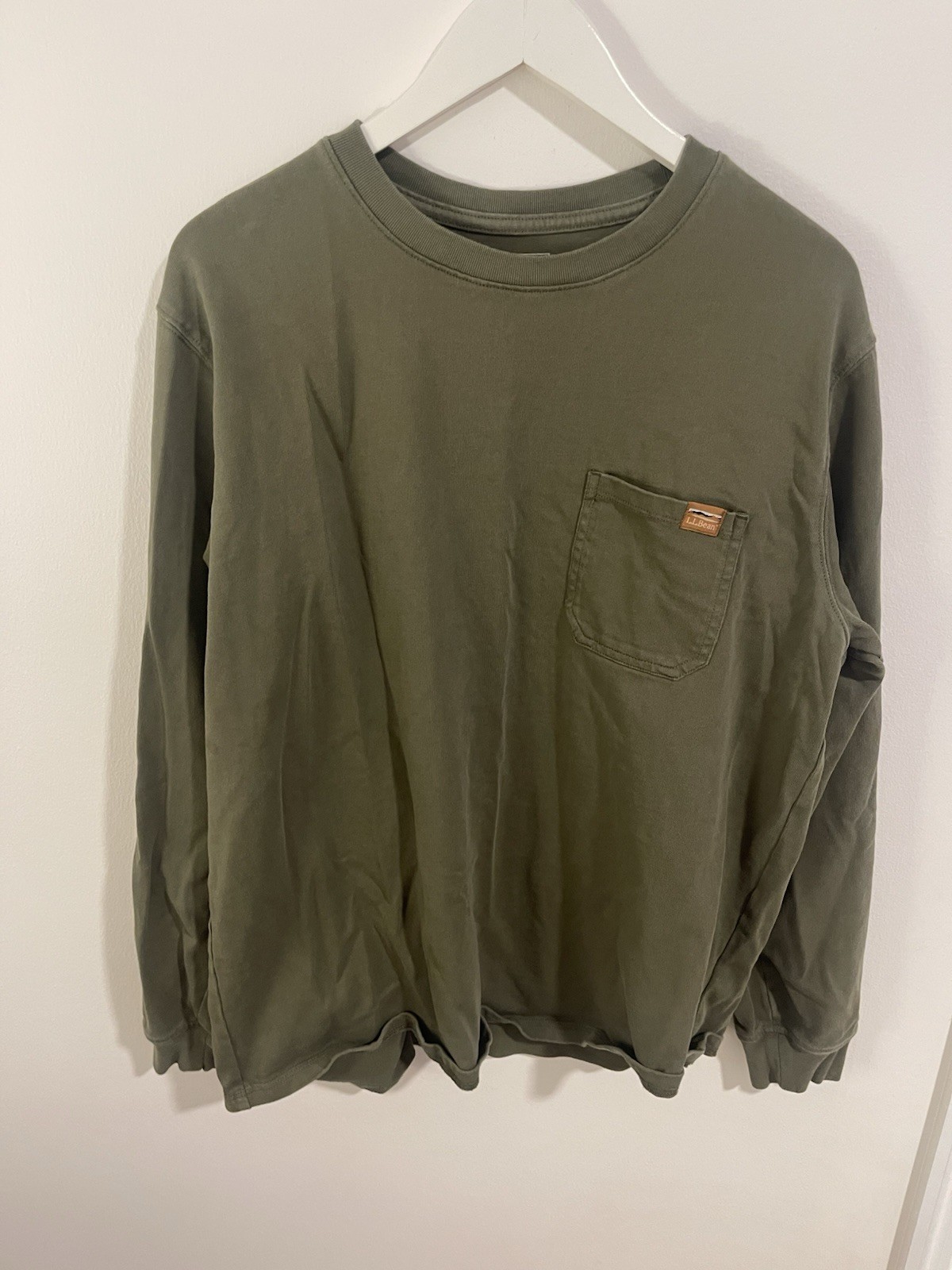 L.L.Bean Men's Traditional Fit Long Sleeve Pocket T-Shirt Green Crew Neck L Reg gallery