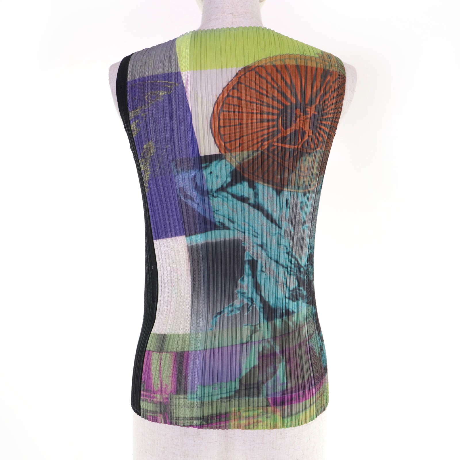 Issey Miyake PLEATS PLEASE PLEATS PLEASE Polyester T-shirt - DUTY FREE gallery