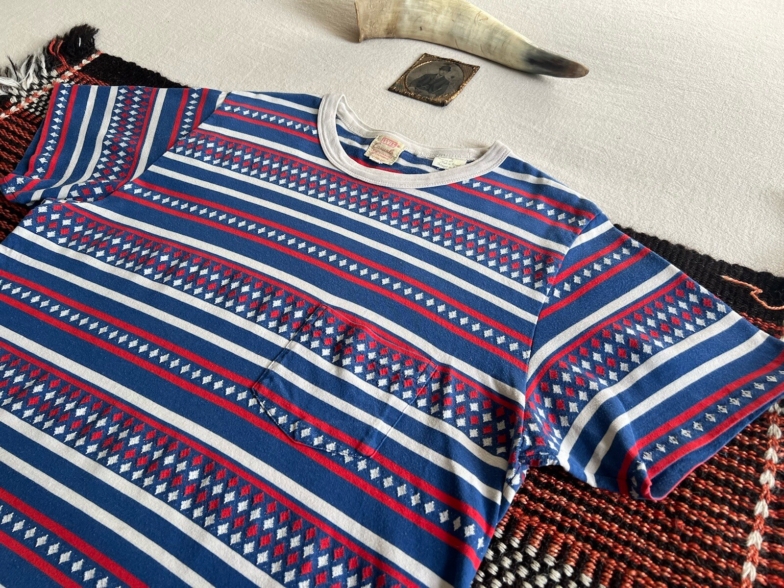 LVC T-Shirt M 50s Casuals Single Stitch Geometric Levi's Ringer Collar Pocket gallery