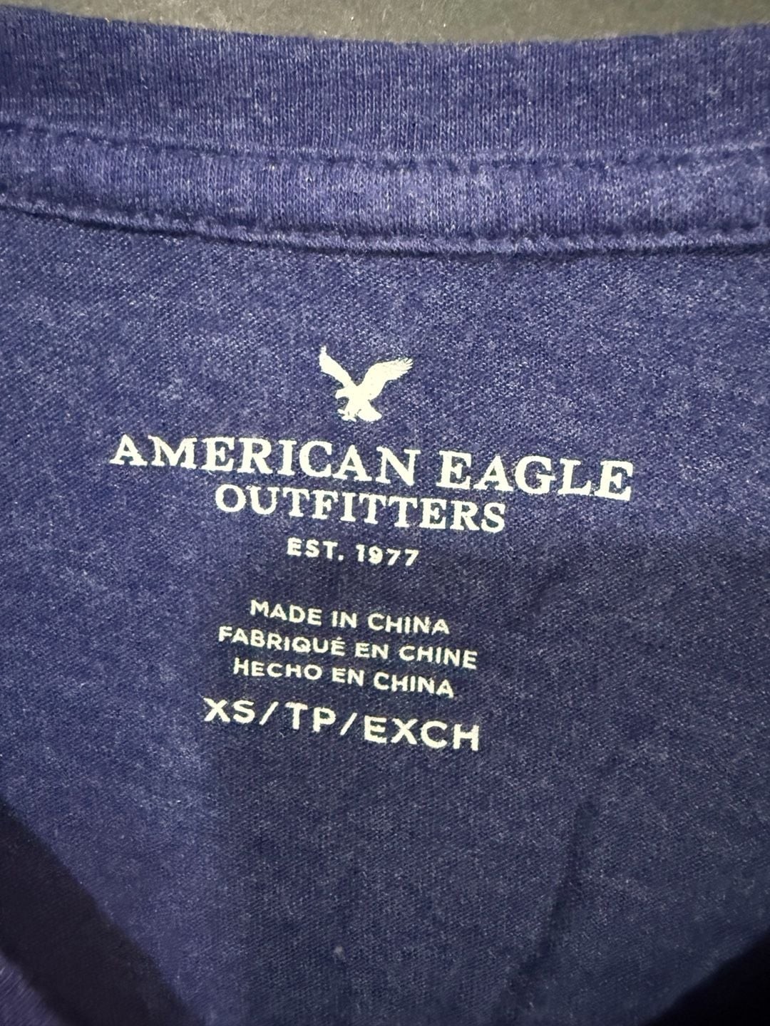 American Eagle Outfitters Gradient Box Graphic T-Shirt Navy Blue XS gallery