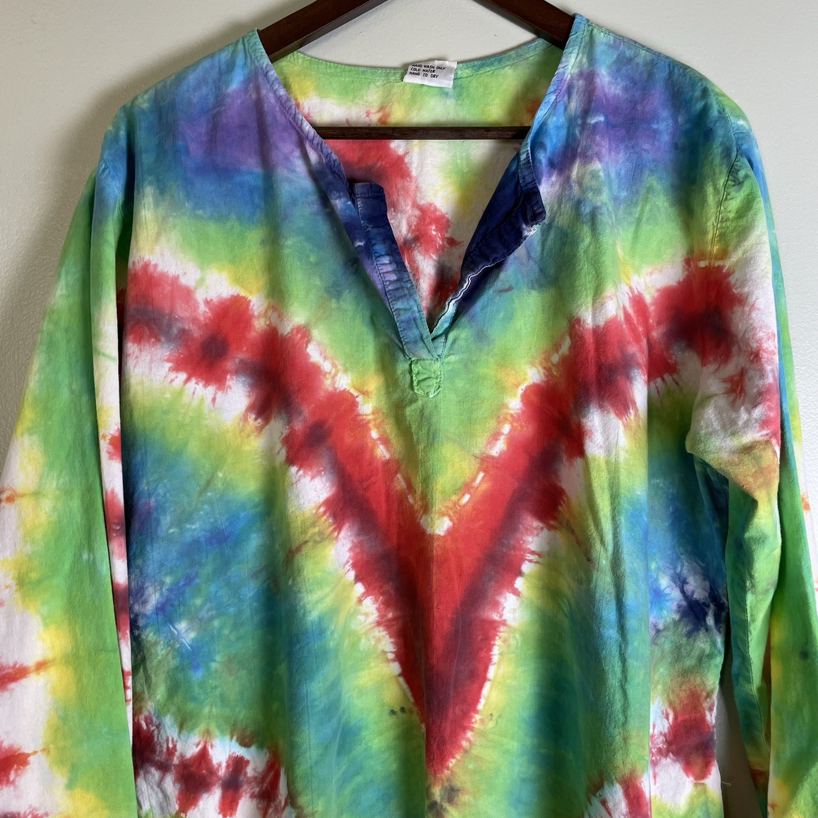 VTG Dharma Trading Co Men’s V-Neck Rainbow Tie Dye Shirt Size Large 100% Cotton gallery