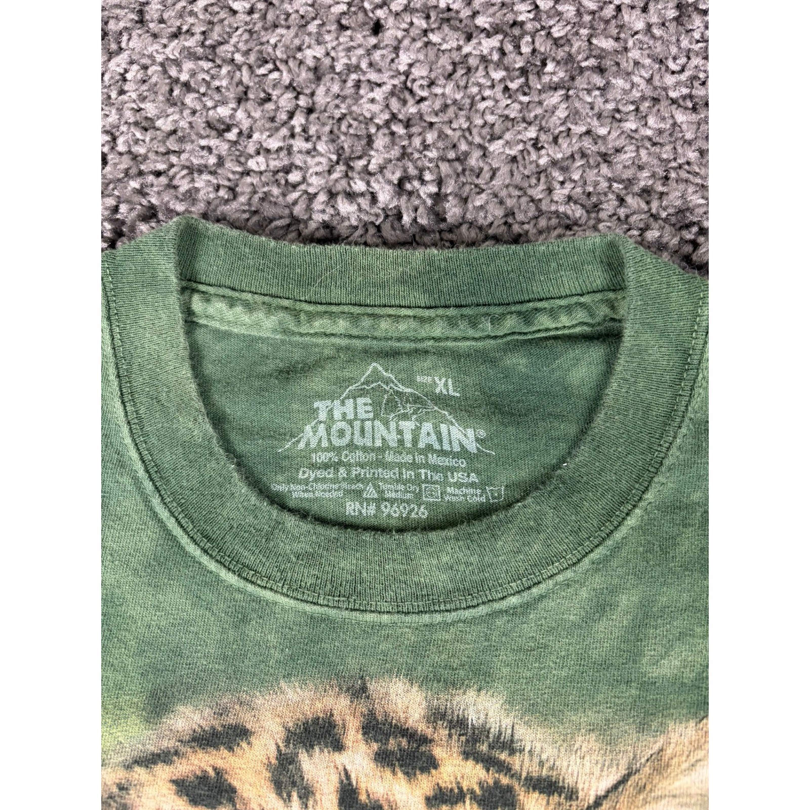 The Mountain Leopard Graphic T-Shirt XL Green Tie Dye Carol Cavalaris Big Cat T gallery