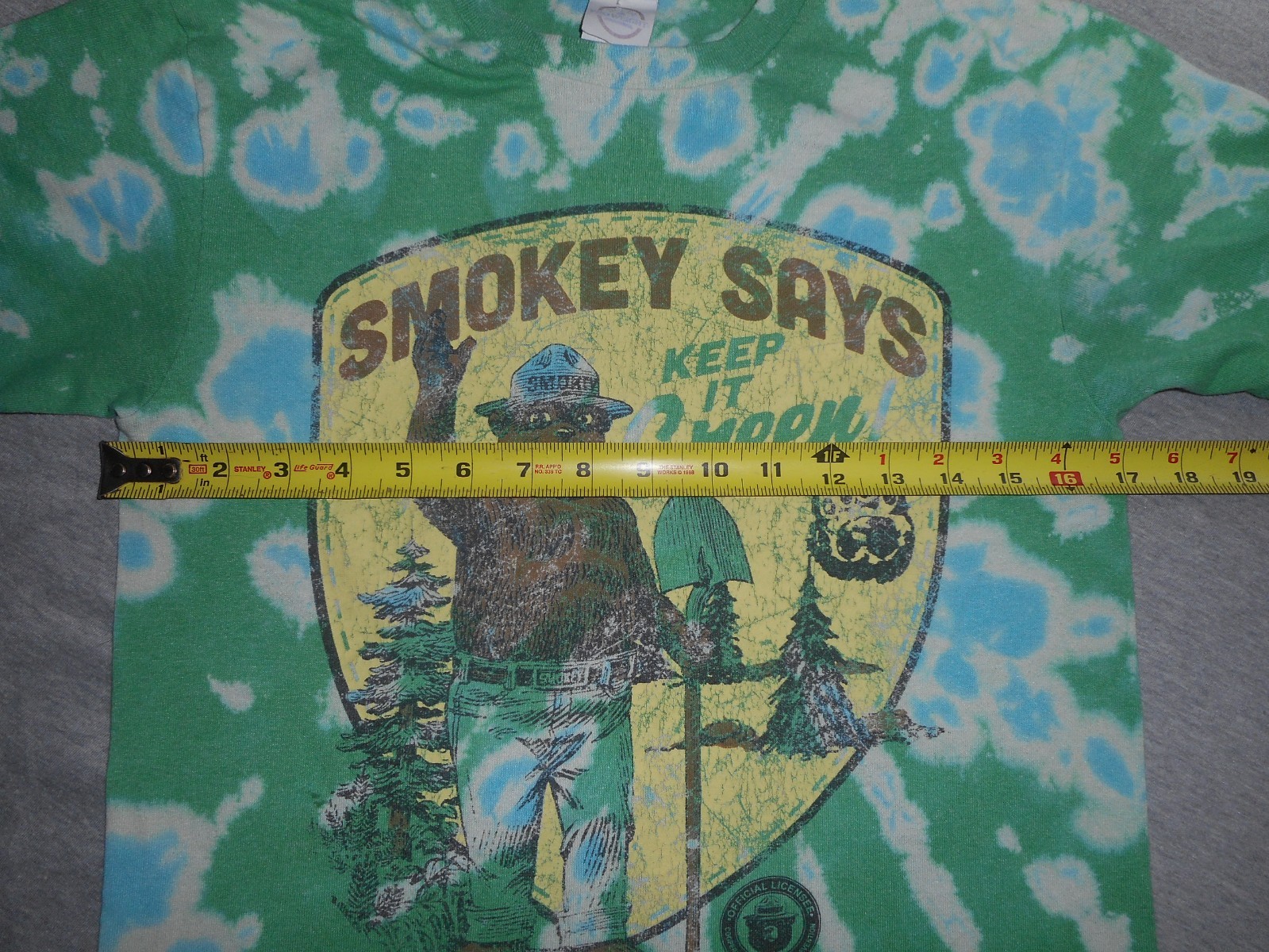 VINTAGE SMOKEY THE BEAR Keep It Green Tie-Dye T-Shirt - ADULT SMALL - RARE gallery