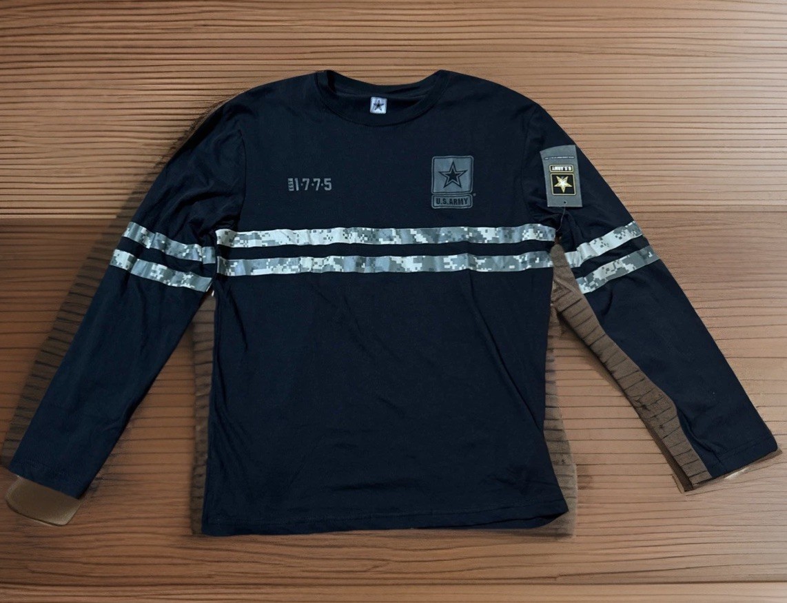 NEW 2026 Army Black Knights Camo Long Sleeve Performance Shirt M