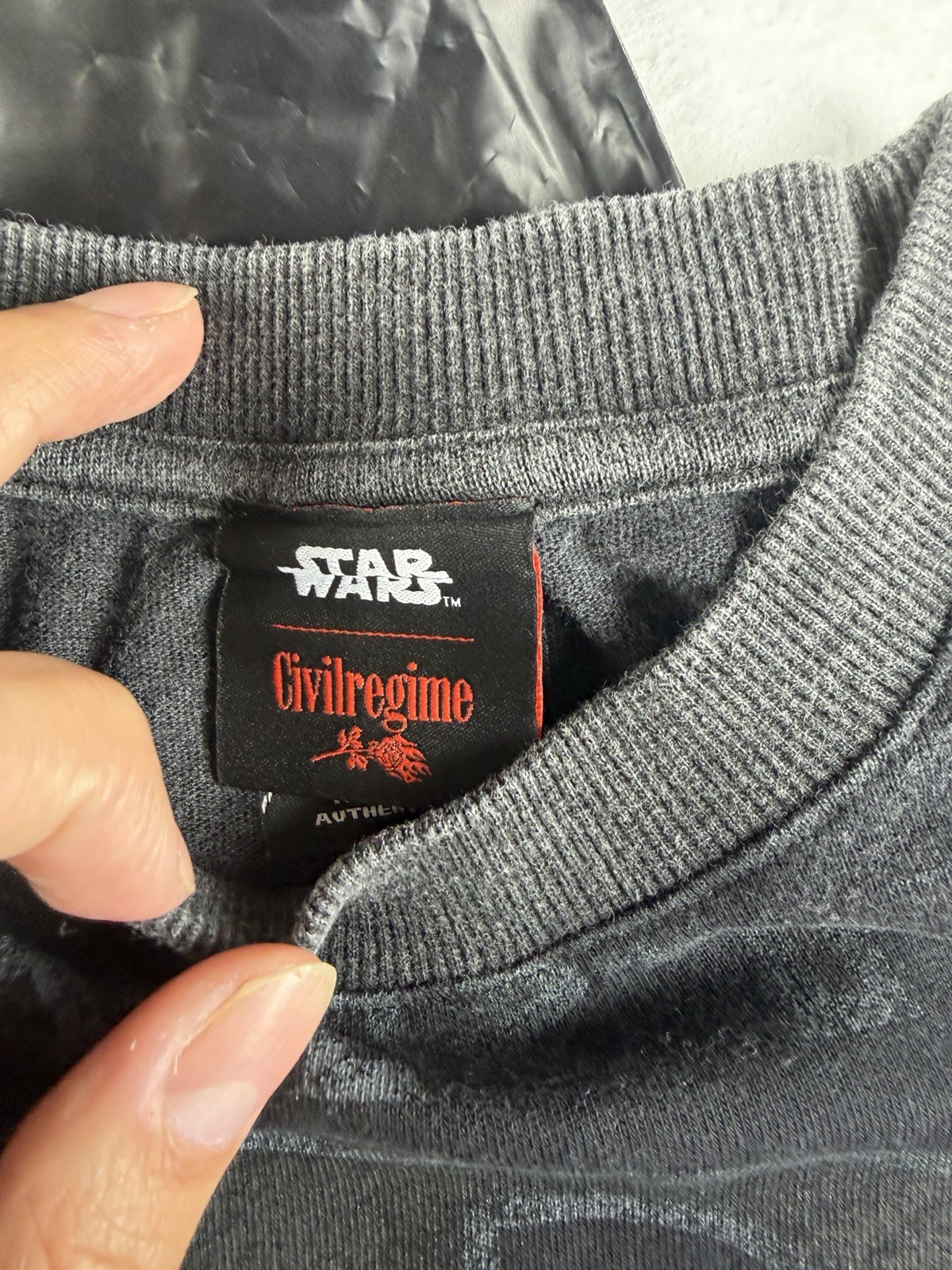 Star Wars Civil Regime Darth Vader Roses From Concrete Oversized T-Shirt Black M gallery