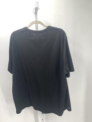 REGULAR FIT ACTIVE