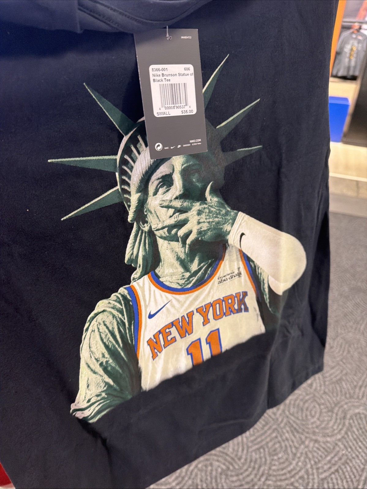 NEW Nike Men’s NYC Only Exclusive Statue of Liberty Knicks Brunson T-Shirt - L gallery