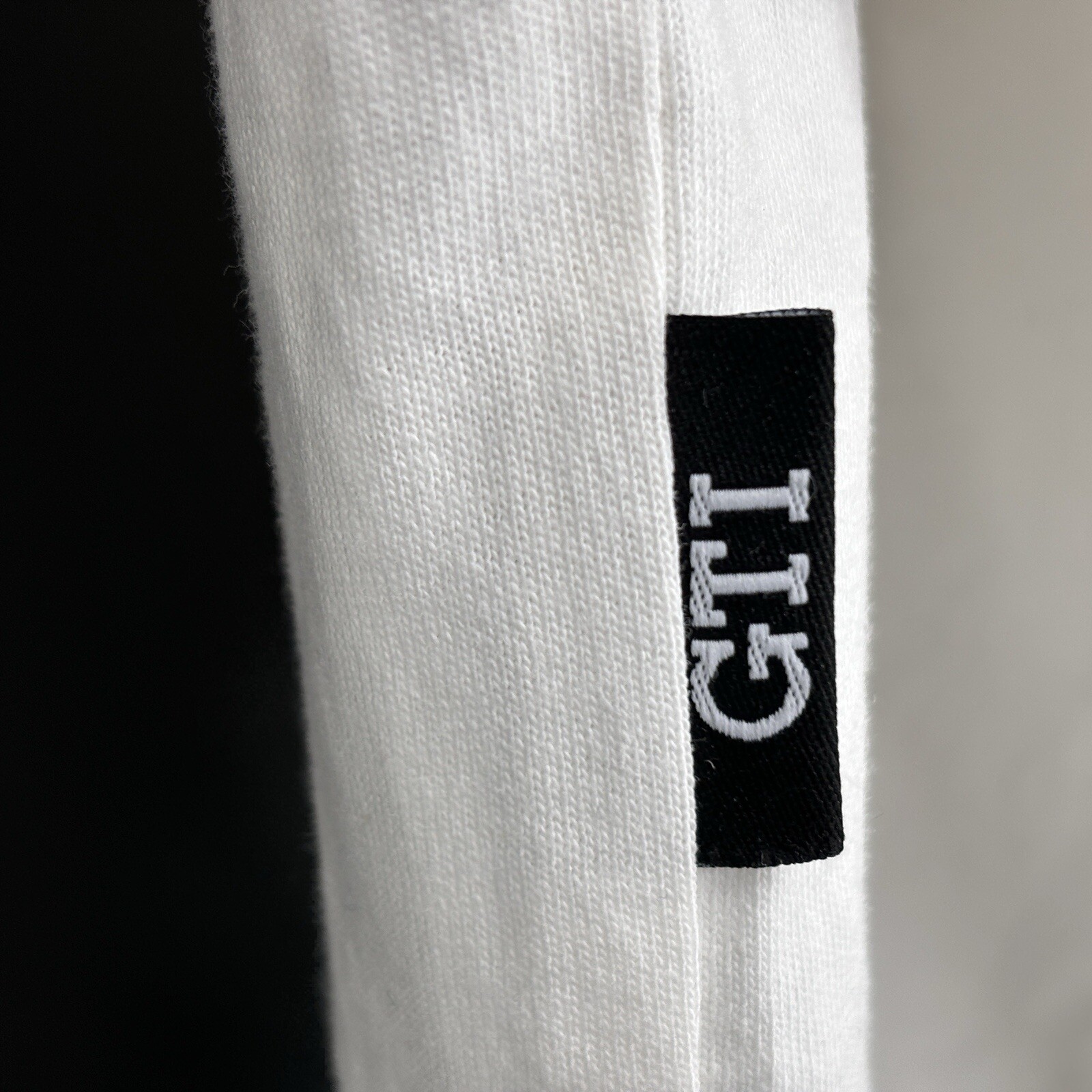 New Volkswagen VW Golf German Garage White Cotton T-shirt Men’s Size Small NWOT gallery