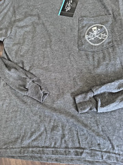 Salt Life Men’s Skull & Poles Long-Sleeve T-Shirt Charcoal Gray Heather Small
