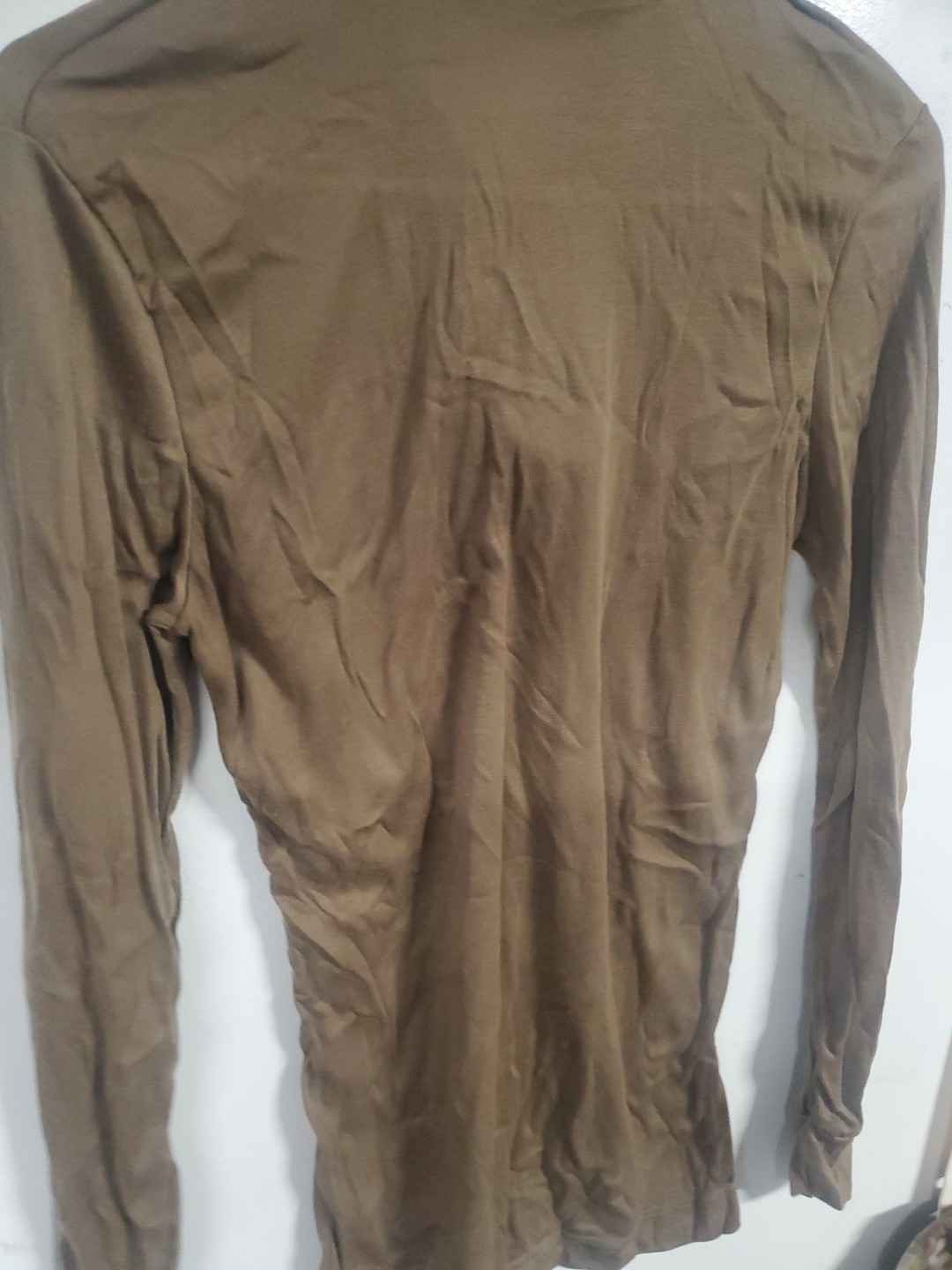 Bin# Cold Weather Undershirt Small Brown 1/4 Zip Long Sleeve 100% Polyester gallery
