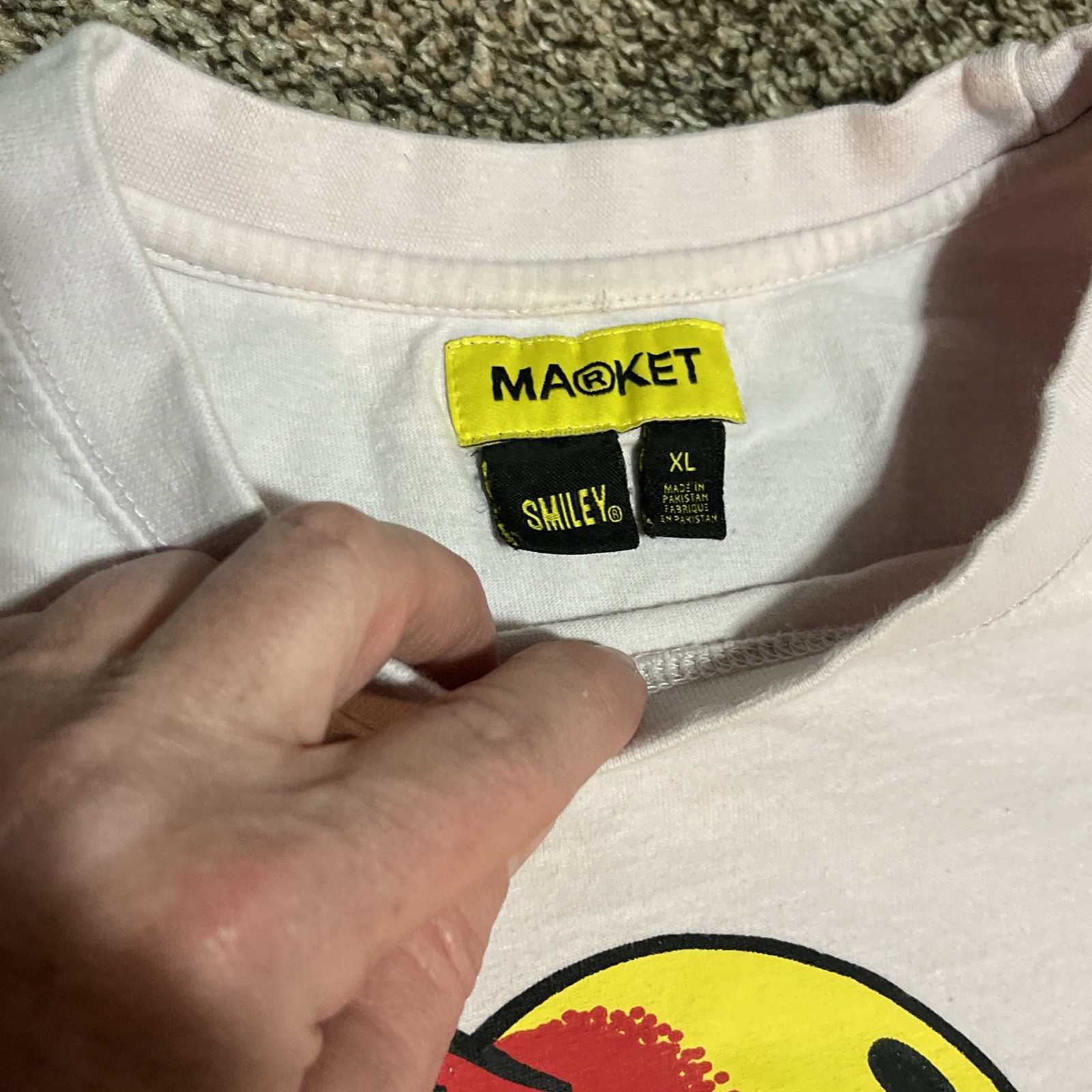 Market Smiley Good And Evil Devil Smiley Face Red Creme T-Shirt Size X-Large gallery