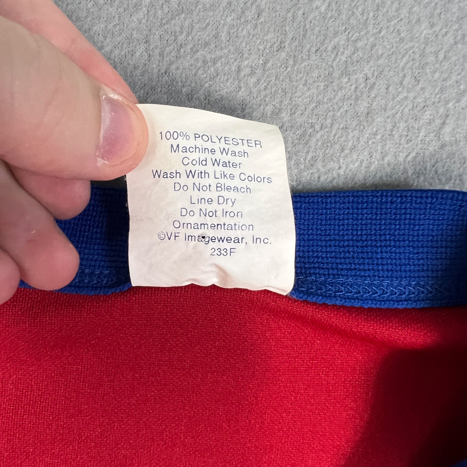 VTG Majestic 131s Jersey T-Shirt Small Red Blue V-Neck Baseball Style 90s USA gallery