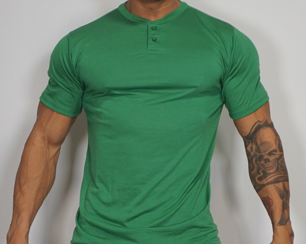 NEW MEN’S 2 BUTTON GREEN T-SHIRT