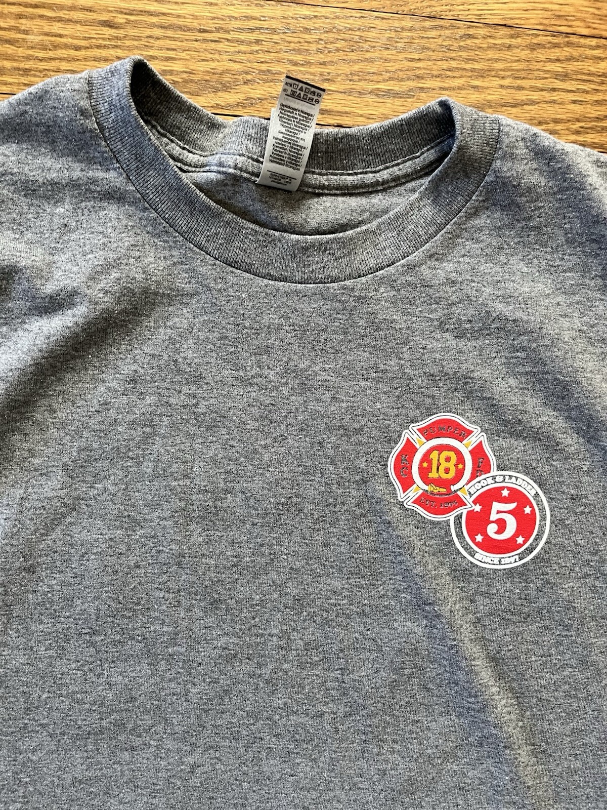 Kansas City MO Fire Department KCFD Station 18 Heather Gray T-Shirt Mens XL gallery