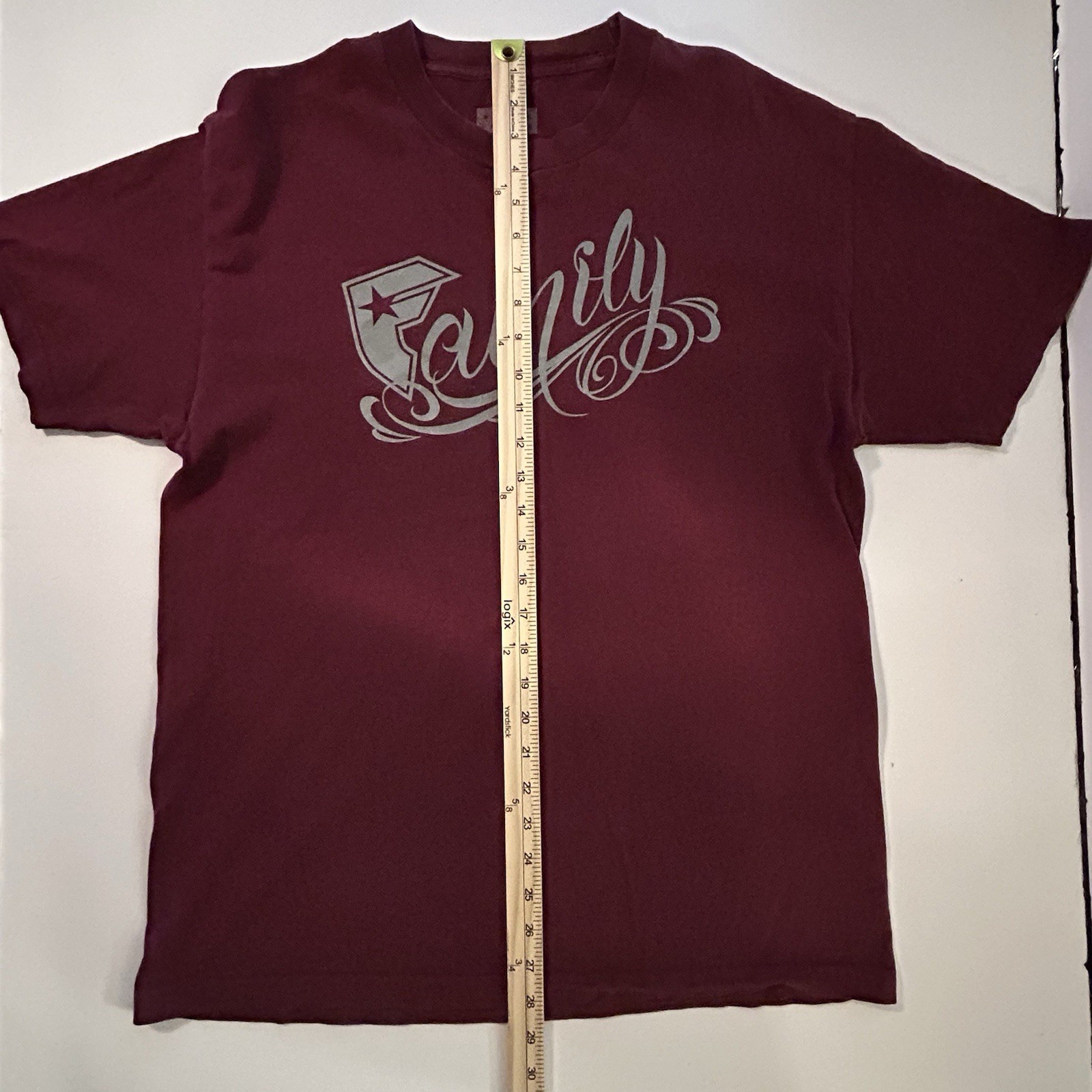 Famous Stars & Straps T Shirt Men’s Large Burgundy Travis Barker Brand Blink 182 gallery