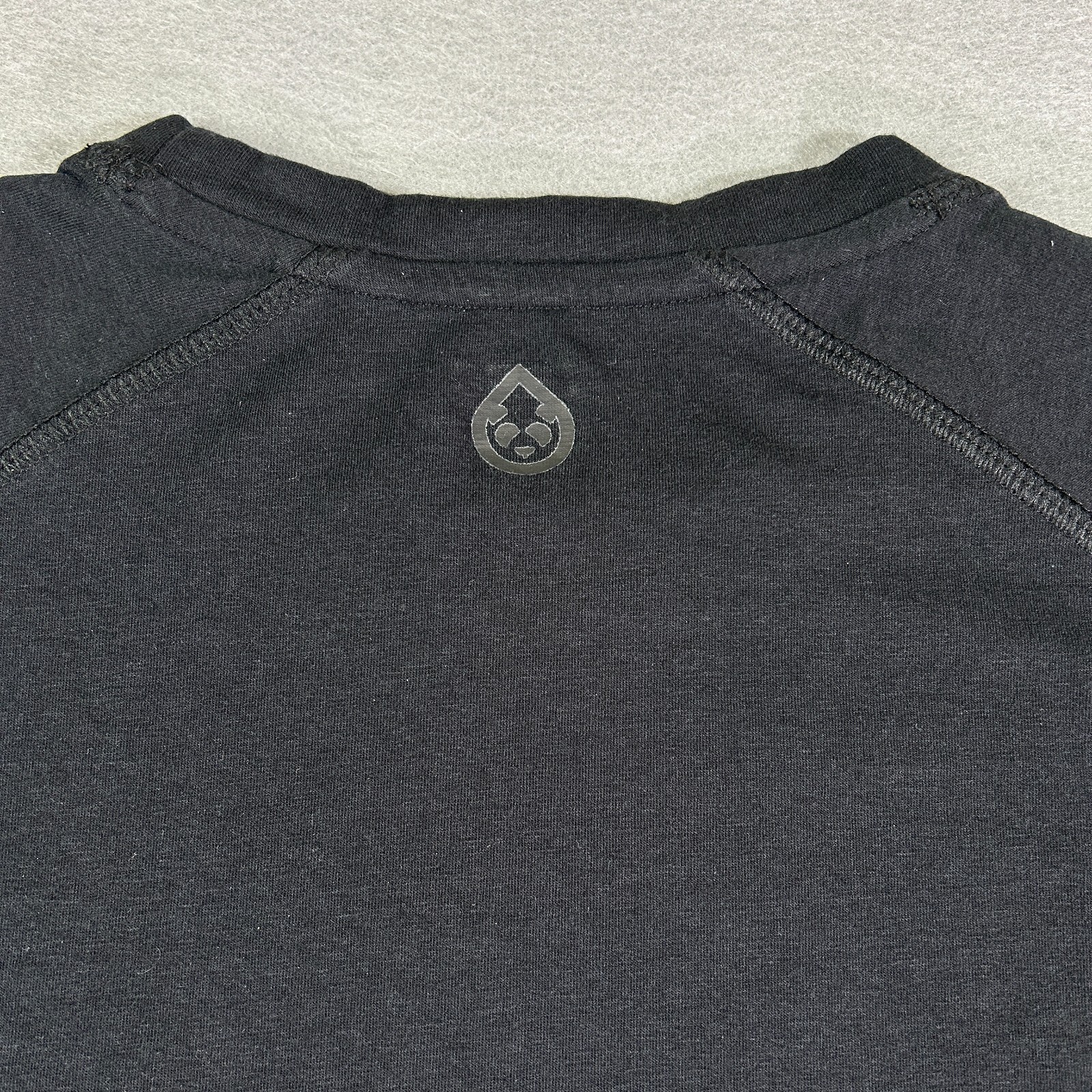 Tasc Performance Men's T-shirt Medium M Black Bamboo Short Sleeve Crew Bamco gallery