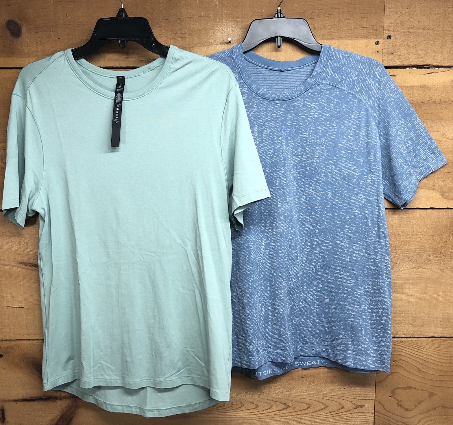Lululemon Performance Activewear Lot Of 2 Shirts Mens Size Medium Stretch