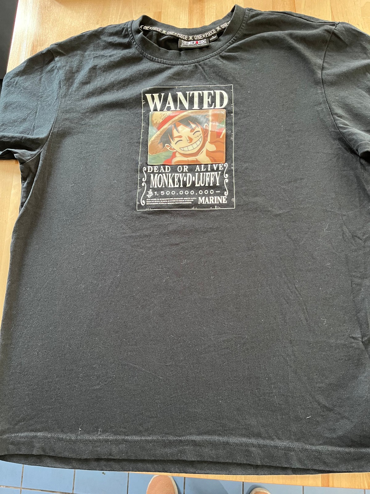 One Piece Monkey D Luffy Wanted Poster Graphics BLACK Tshirt - Men's Sz M gallery