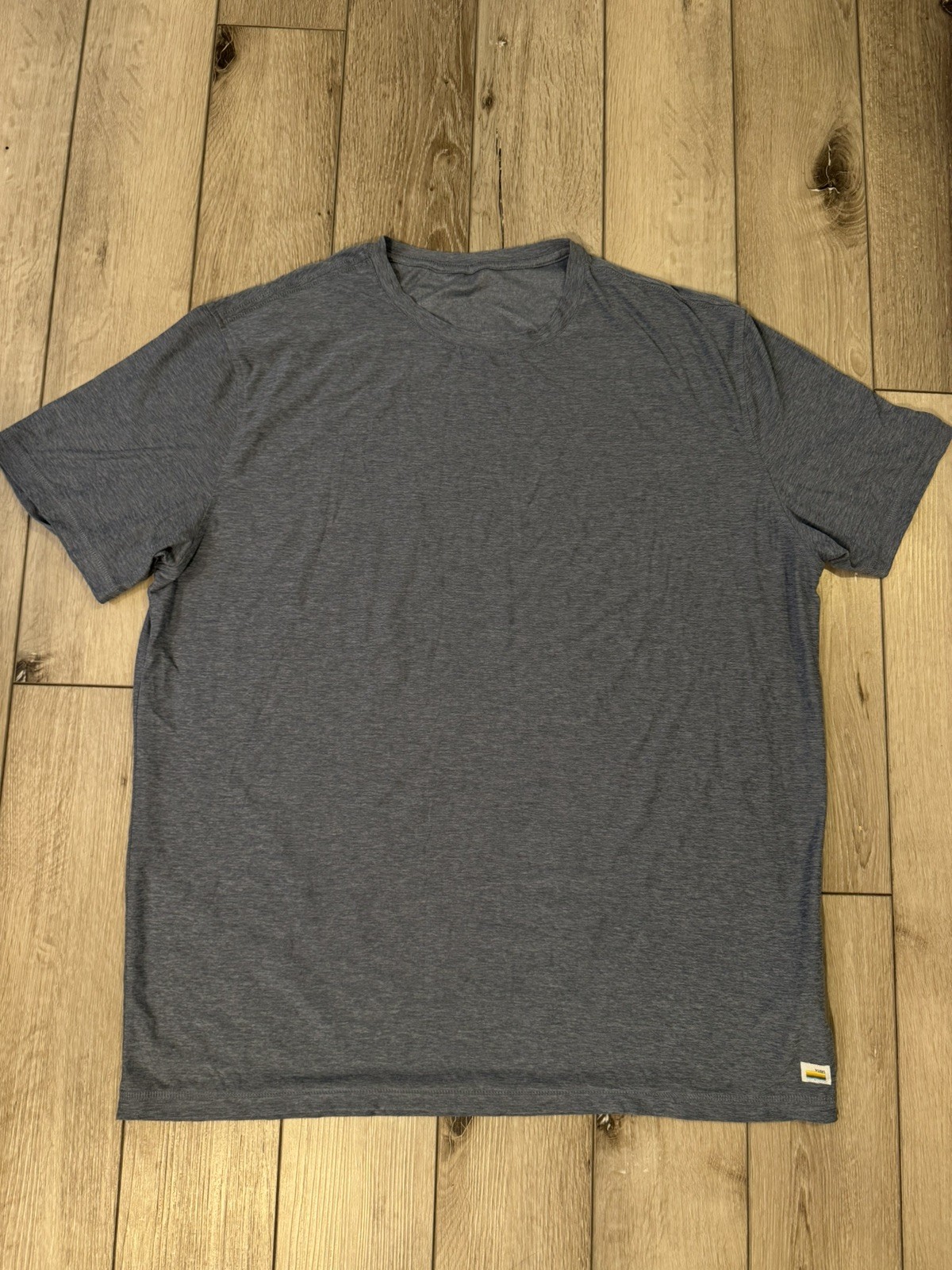 Vuori Strato Tech Tee Short Sleeve Men’s Size XXL color Blue Sea Heather