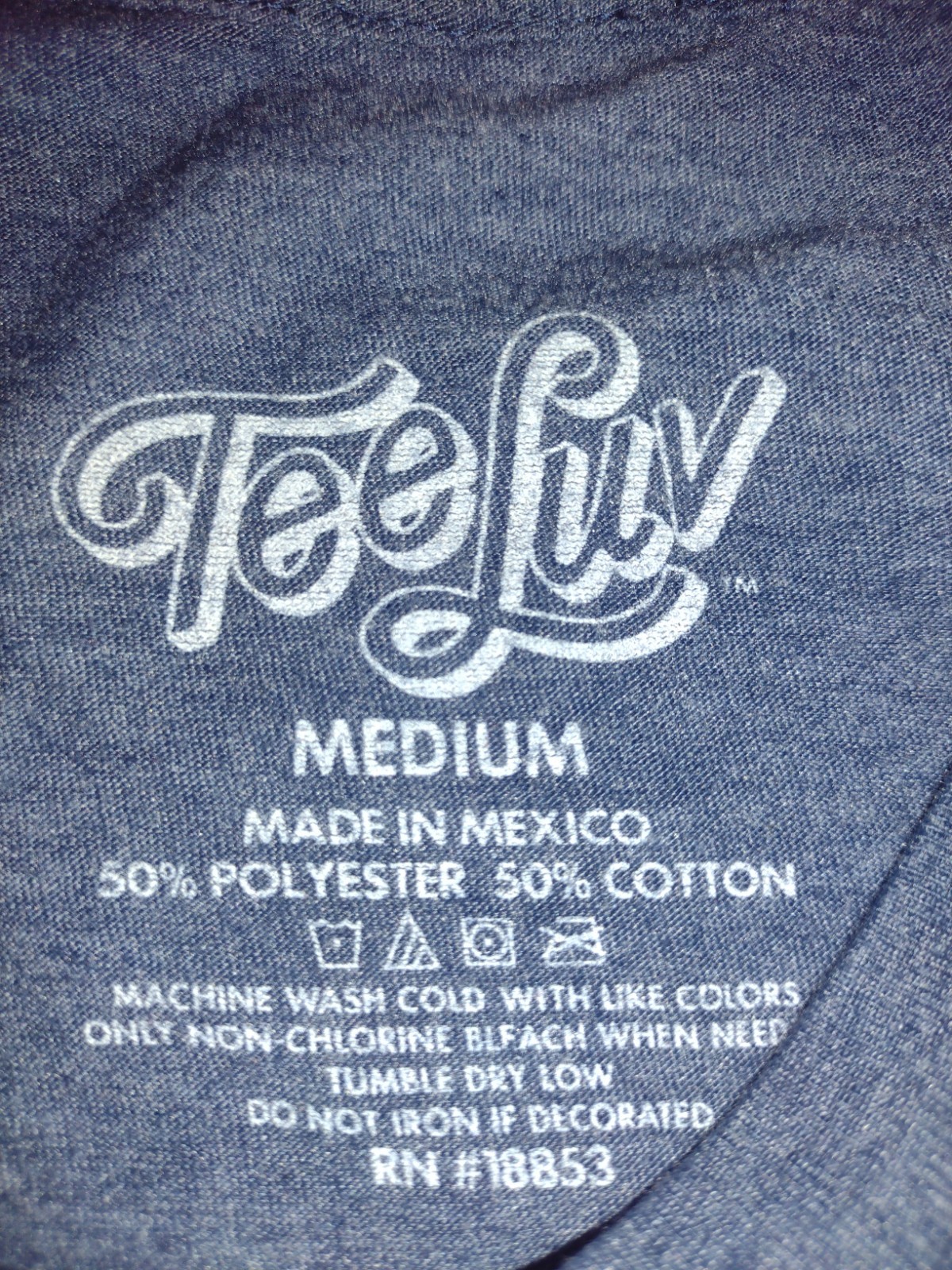 Icee,Chillaxin, Men's Medium T-shirt w a cherry slush & gift gallery