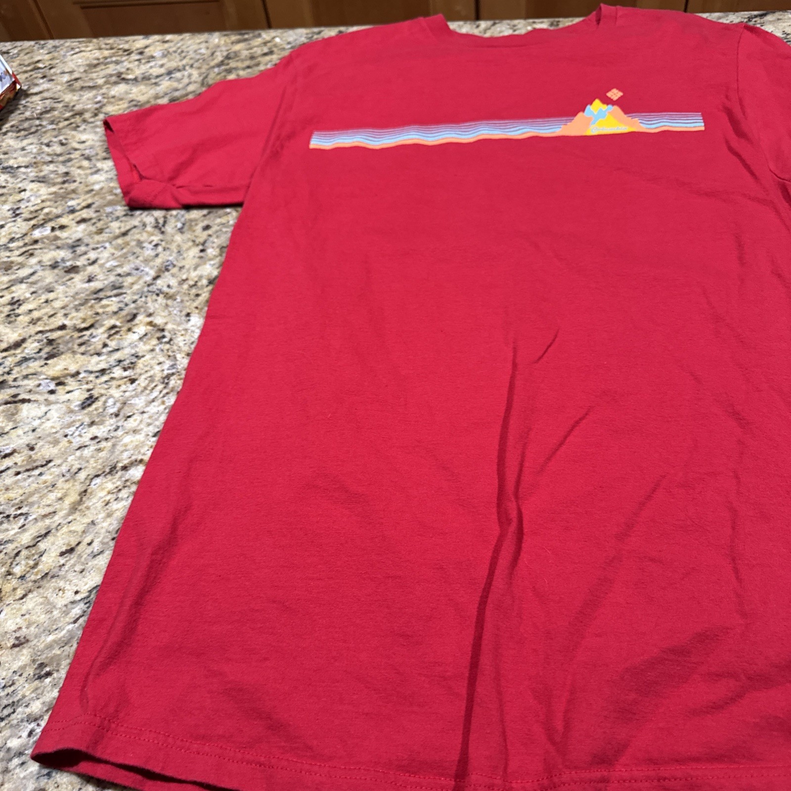Columbia Sportswear Mens Size Medium Striped Graphic T-Shirt Heather Red Cpix gallery