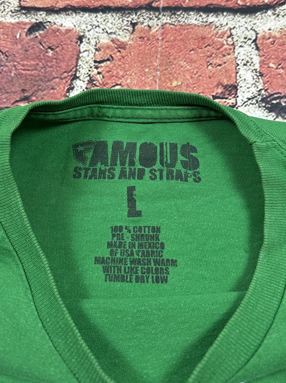 Vintage Famous Stars & Straps T Shirt Jumbo Graphic Y2K Grunge Skate Barker sz L gallery