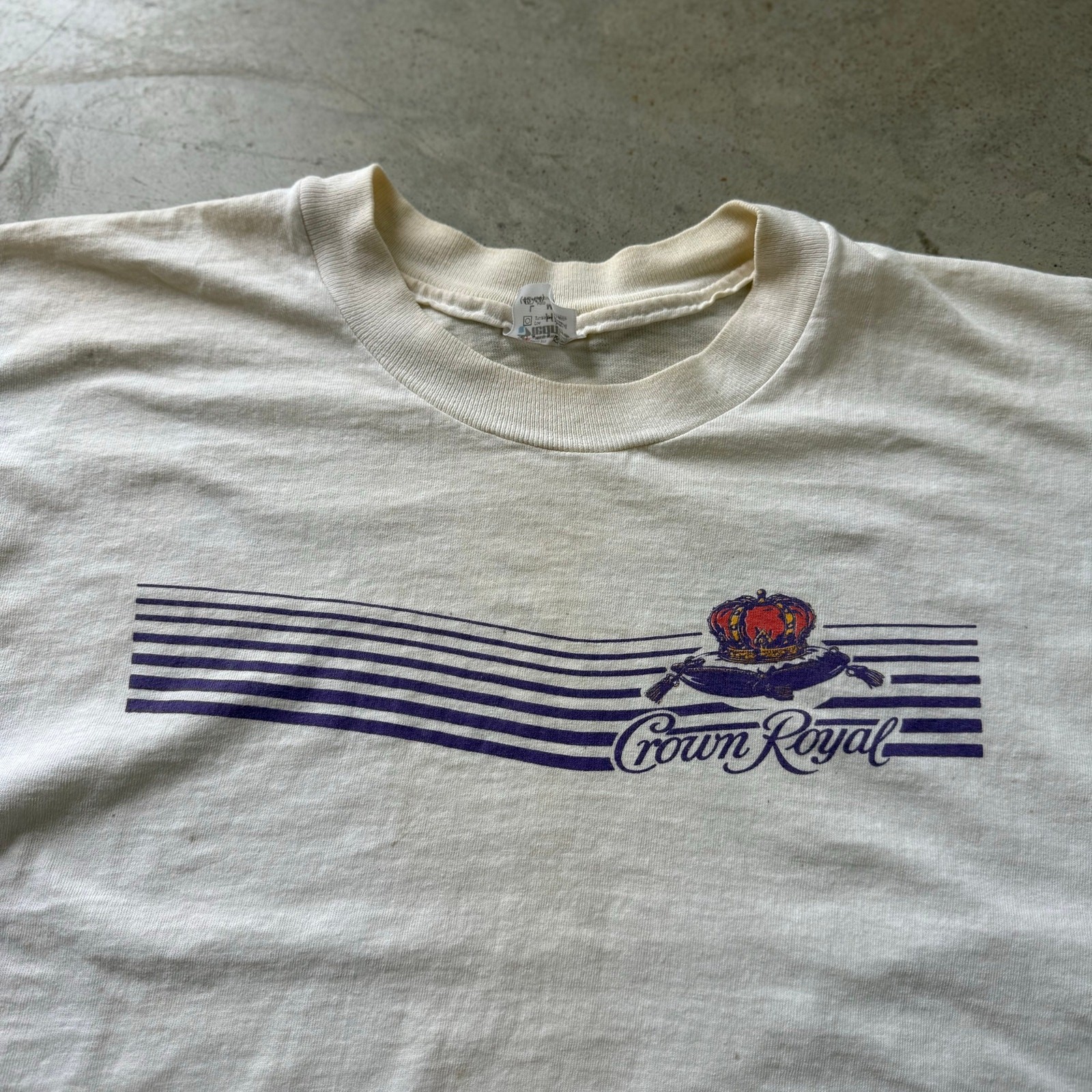 Vintage 80’s Crown Royal Whiskey Alcohol Promo Retro Graphic T-shirt Size Large gallery