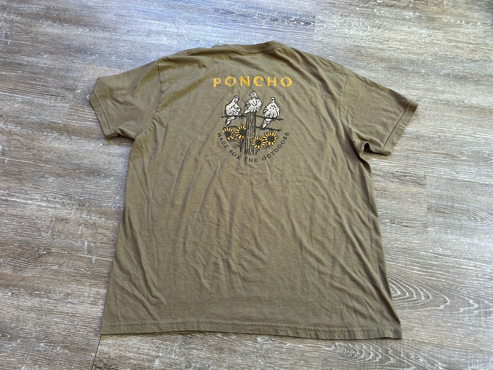 Poncho T Shirt Men’s Large Bird Graphic Tagless Made For The Outdoors Doves gallery