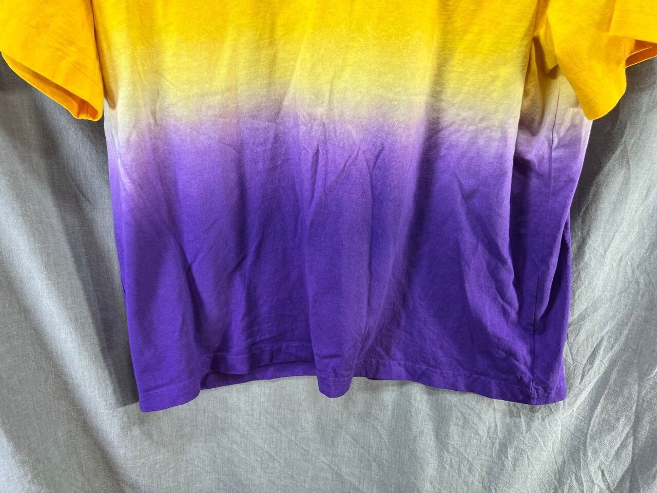 UNKNWN Lebron James Shirt Adult Large Yellow Short Sleeve Pullover Tee Mens gallery