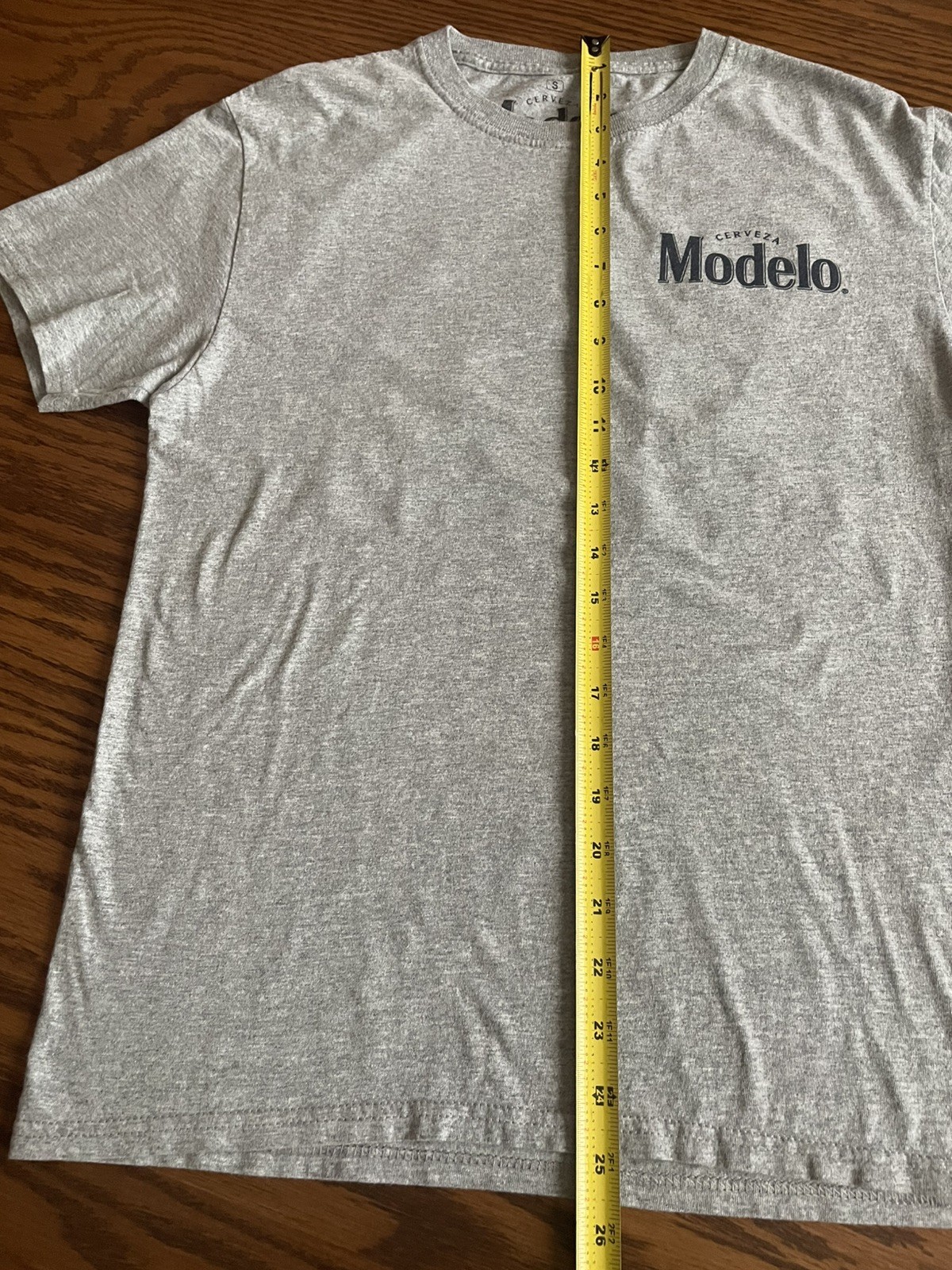 Men's Modelo Cerveza Gray Crew Neck Short Sleeve T-Shirt Size Small gallery
