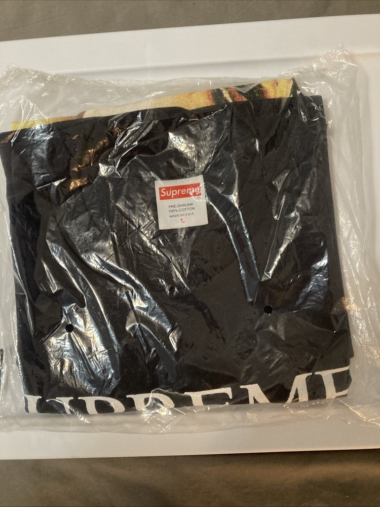 Supreme FW18 Still Life Tee Size Large Navy Brand New