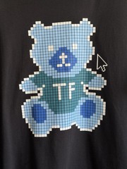 Teddy Fresh Pixel Teddy Long Sleeve T-Shirt – Black – Size Medium – Rare