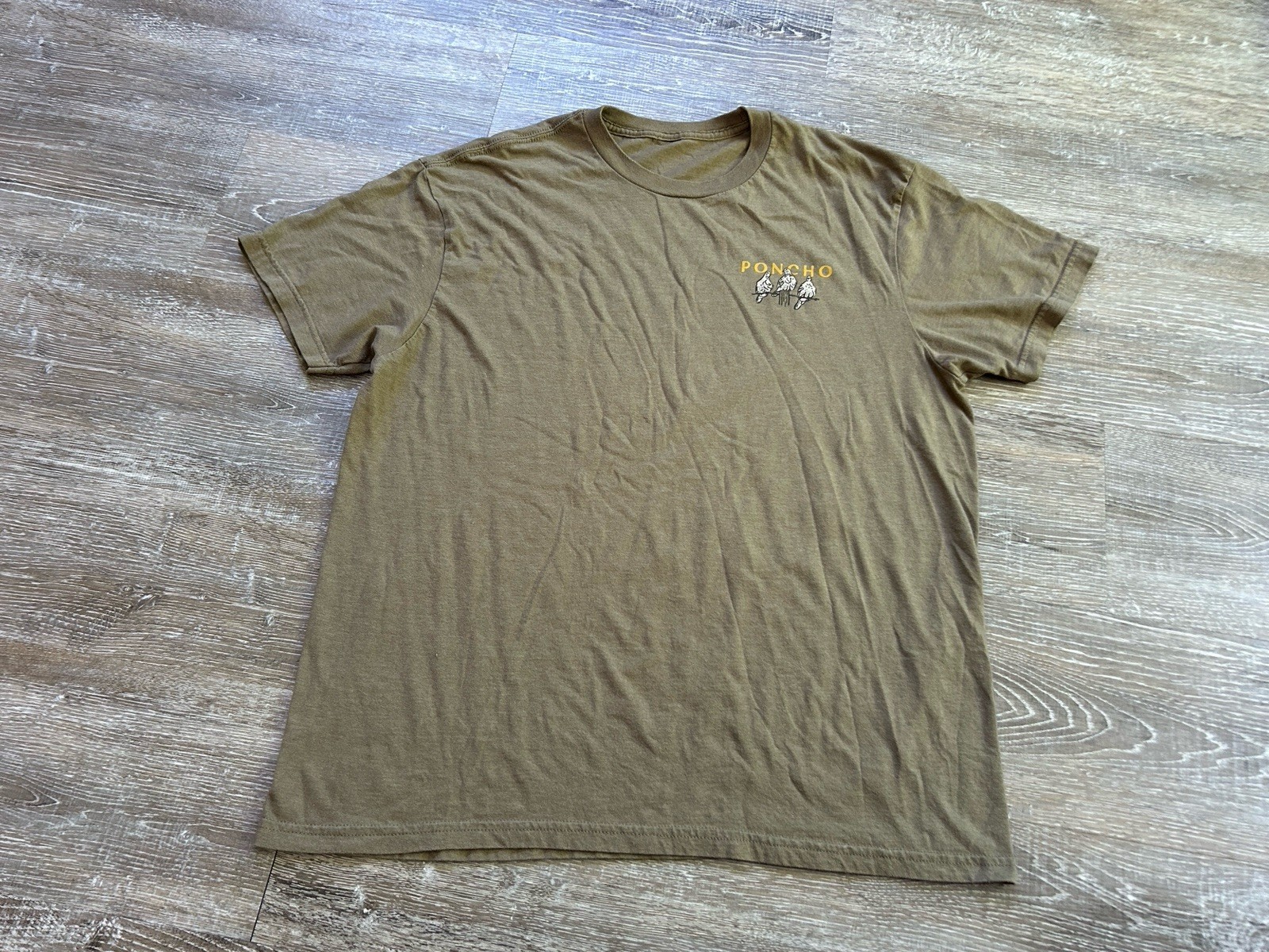 Poncho T Shirt Men’s Large Bird Graphic Tagless Made For The Outdoors Doves gallery