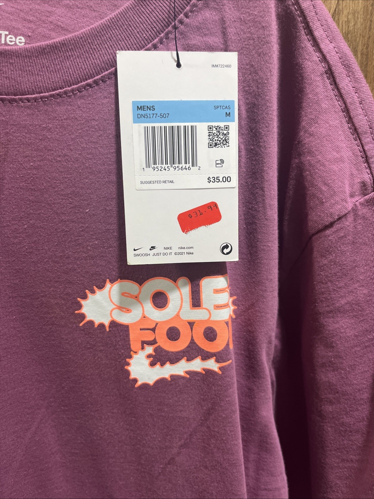 NWT Nike Sole Food T-Shirt With Burger Shoe Retail $35 gallery