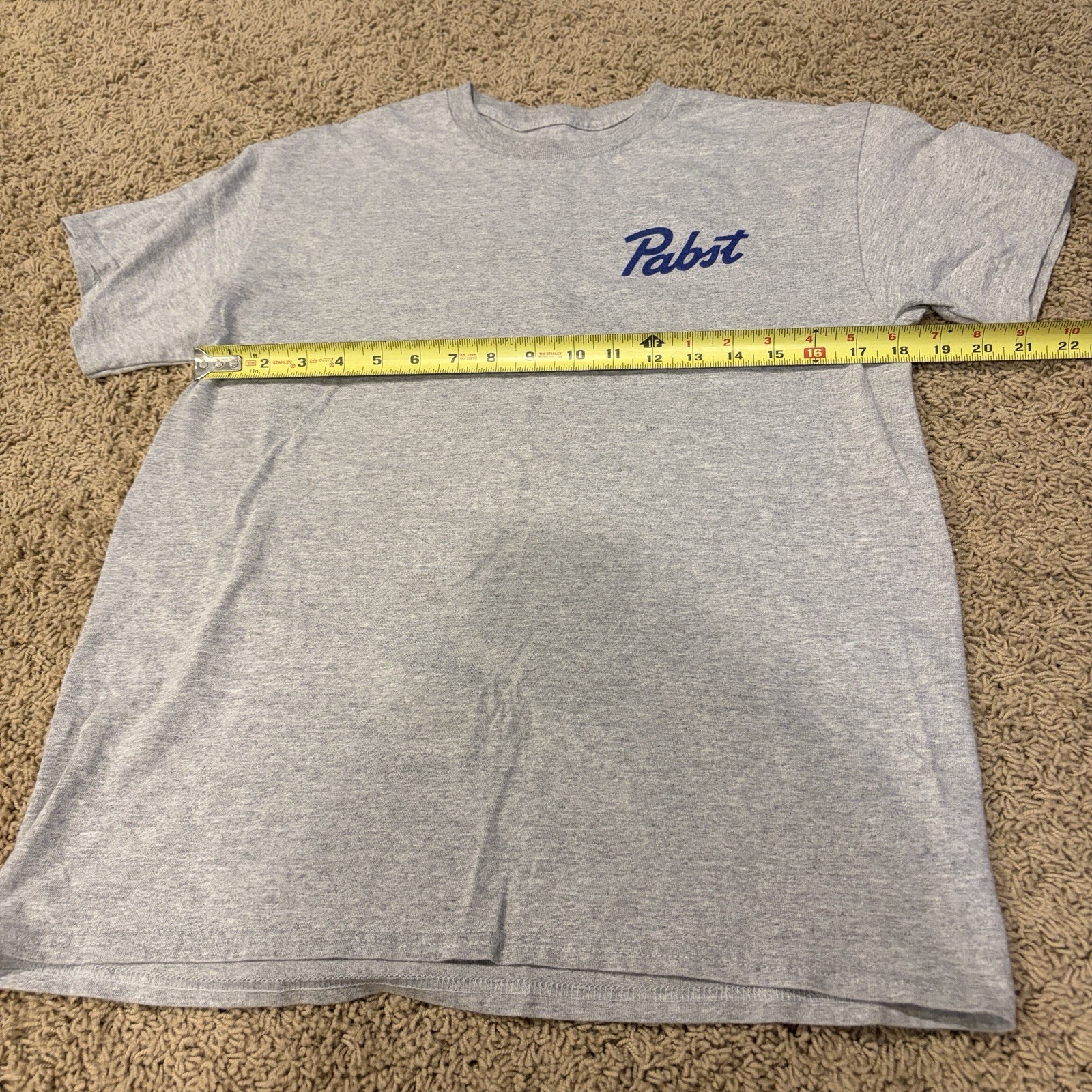 Pabst Blue Ribbon Graphic T-Shirt — Size Men’s Medium gallery